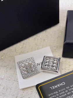 Серьги CHANEL