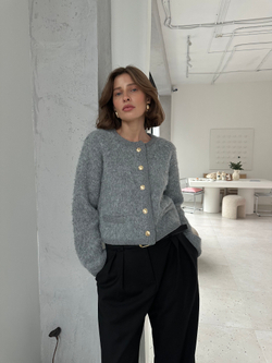 Кардиган с кантом серый