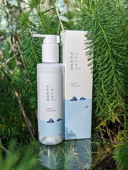 ROUND LAB Молочко нежное для снятия макияжа с морской водой 1025 Dokdo Cleansing Milk (200 мл)