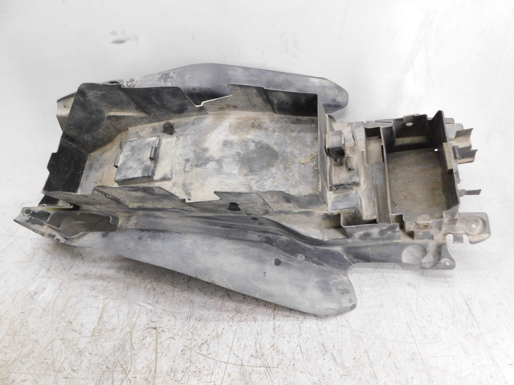 подкрылок Suzuki V-Strom DL1000 2003