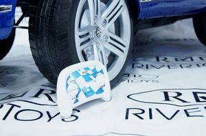 Детский электромобиль River Toys VOLKSWAGEN TOUAREG синий