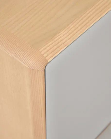 Комод Anielle из массива ясеня с тремя ящиками 98,9 x 78 см