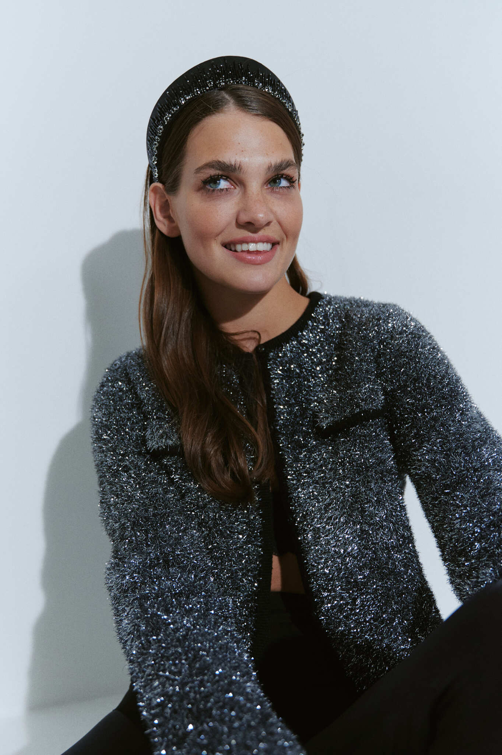 Кокошник с черным декором