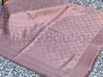 Розовая шаль Louis Vuitton Monogram Classic