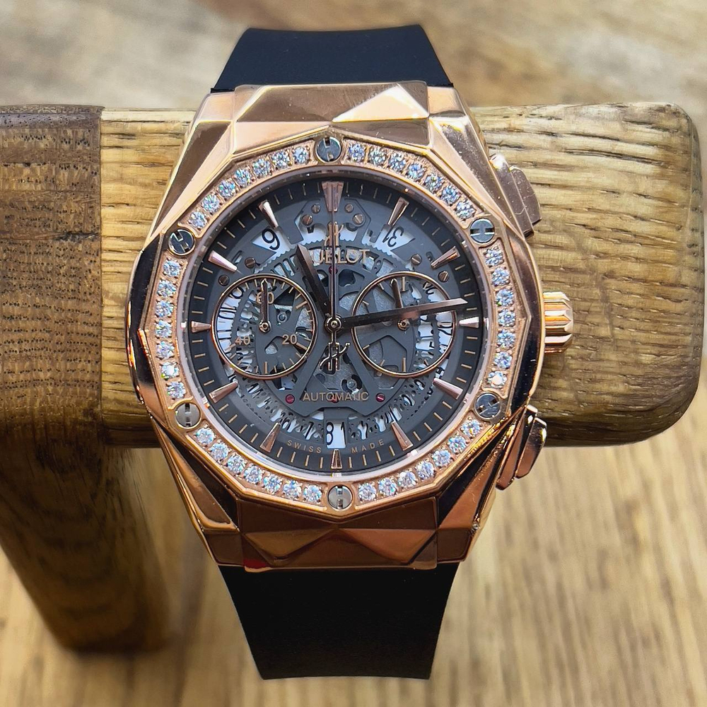 Часы Hublot