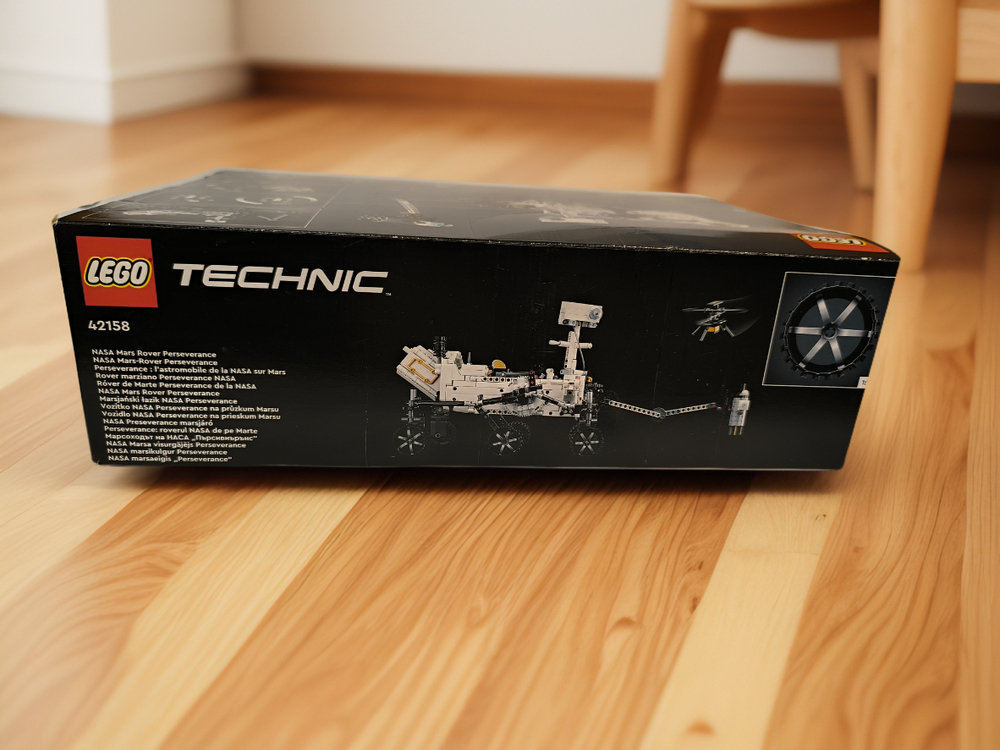 LEGO Technic 42158 Марсоход NASA Perseverance — реалистичная модель для сборки