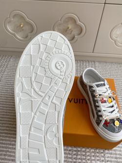 Louis Vuitton Lagoon Sneaker