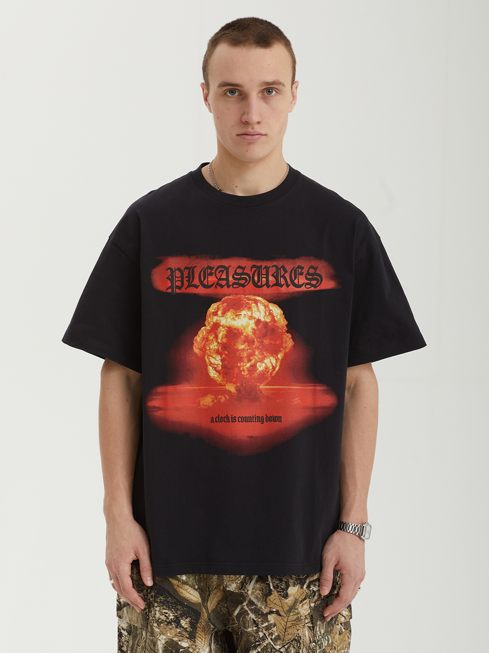 Мужская Футболка Quarrel