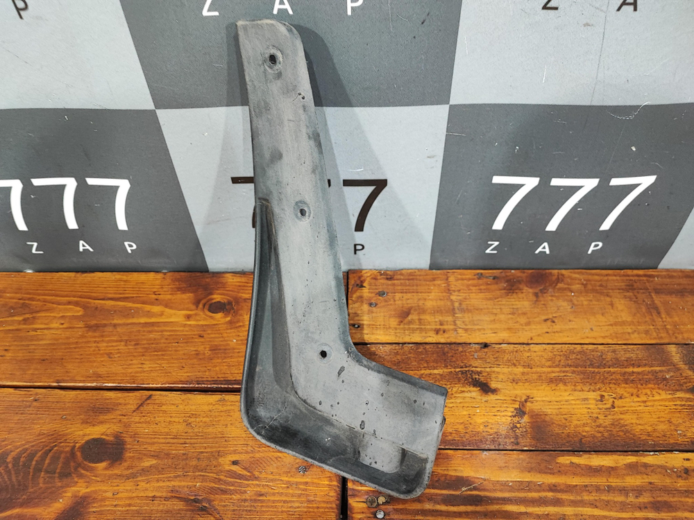 Брызговик задний правый Kia Sportage 4 (QL) 18-22 Б/У Оригинал 86842F1500