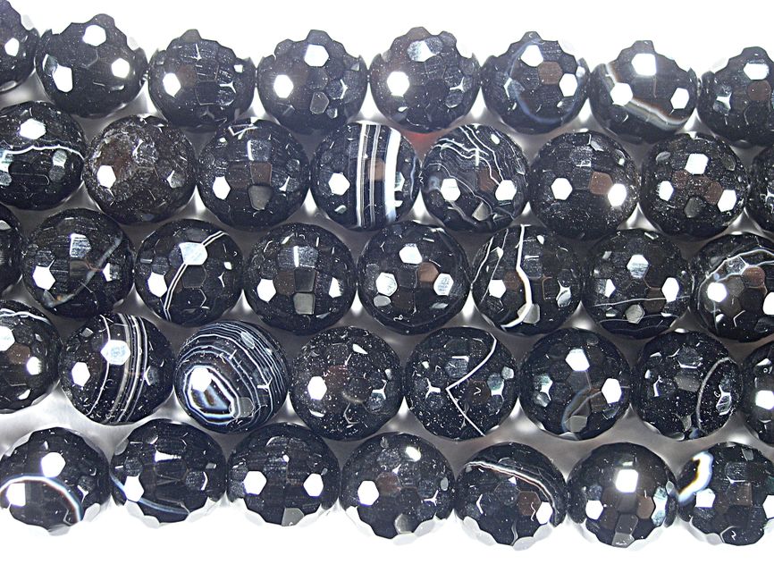Нить бусин из агата черного, фигурные, 10 мм (шар, граненые)