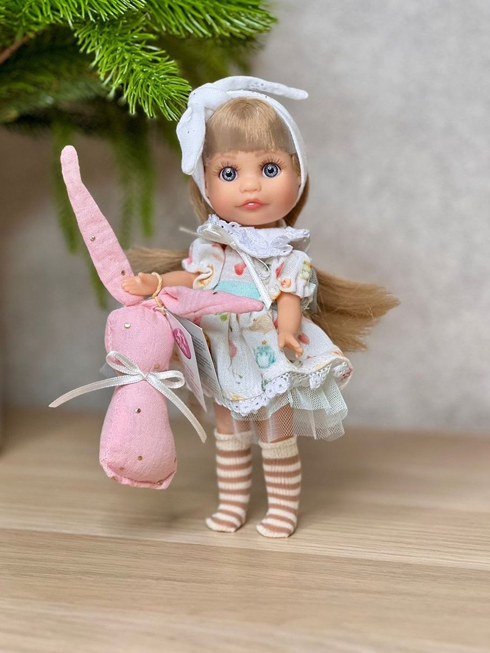 Кукла BERJUAN виниловая 22см Luci (1112A1)