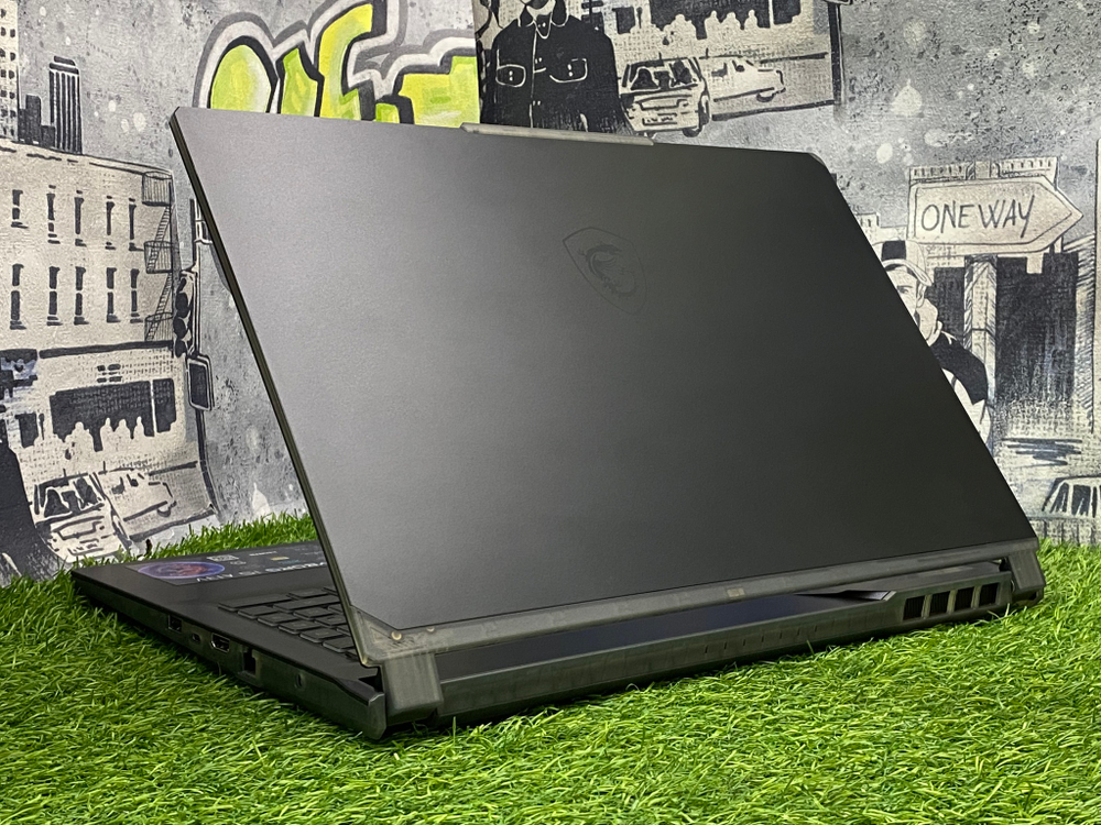 Игровой MSI 15.6" i7 13620H/RTX 4060/32GB/512GB SSD/IPS 144Hz/ Cyborg 15 A13VF-1615XRU[9s7-15k111-1615]/Windows 10