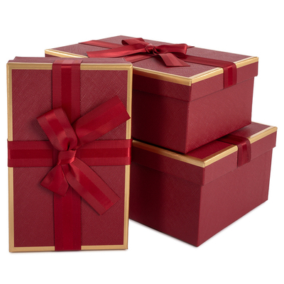 Коробка «Стильный презент» красного цвета