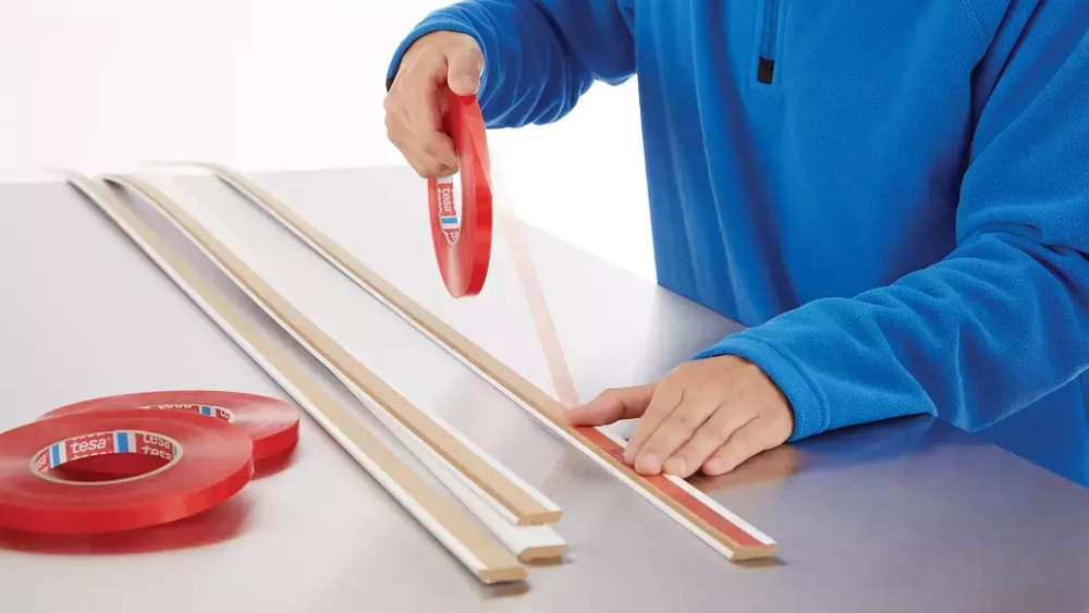 Двусторонняя лента на ПЭТ основе Folsen® 03541, 200мкм, 180°С, прозрачная