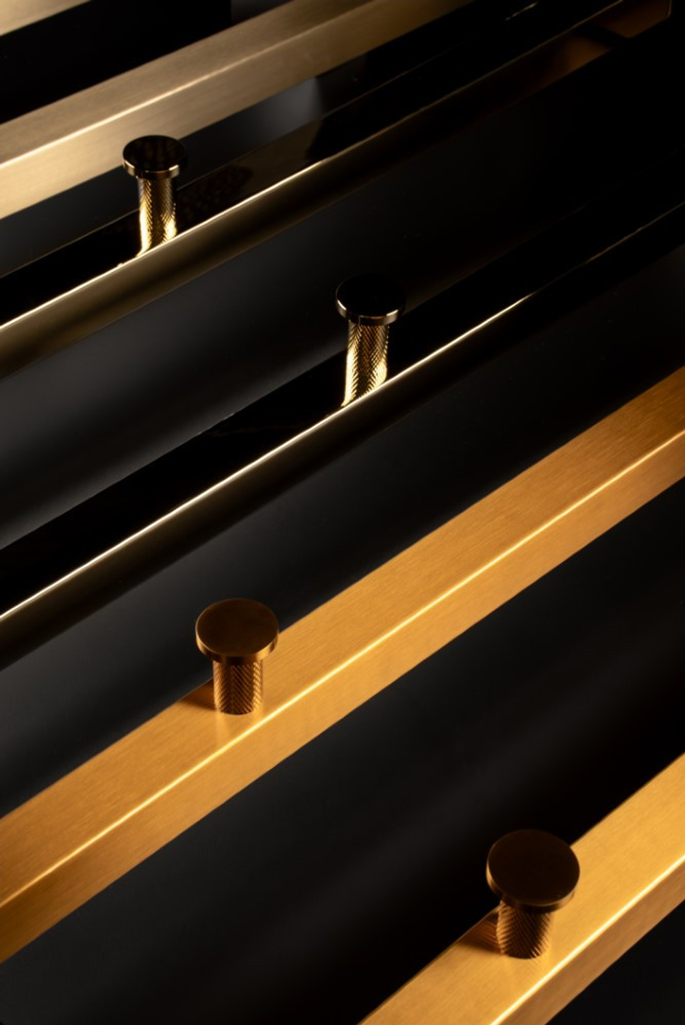 Полотенцесушитель электрический Boheme Duo 728-BR, BRONZE