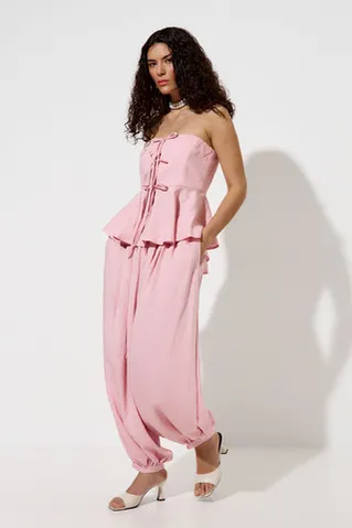 Топ с баской из вискозы розового цвета