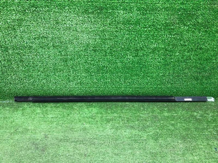 Молдинг двери передний правый Mercedes CLS c257 (2017-н.в.)