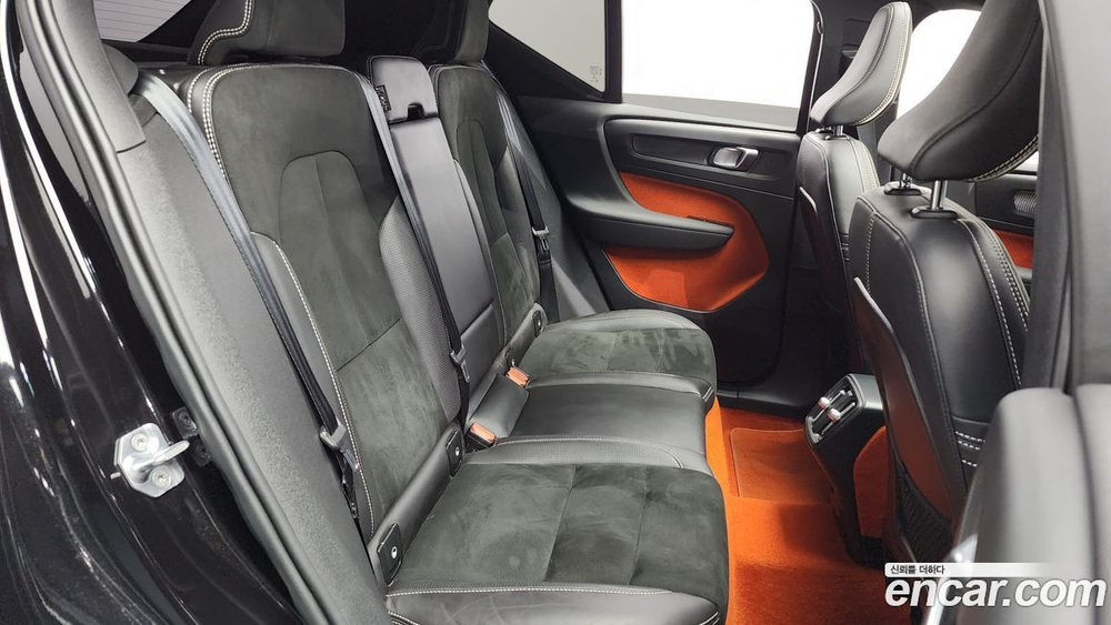 Volvo XC40 B4 R-Design (12.2020)