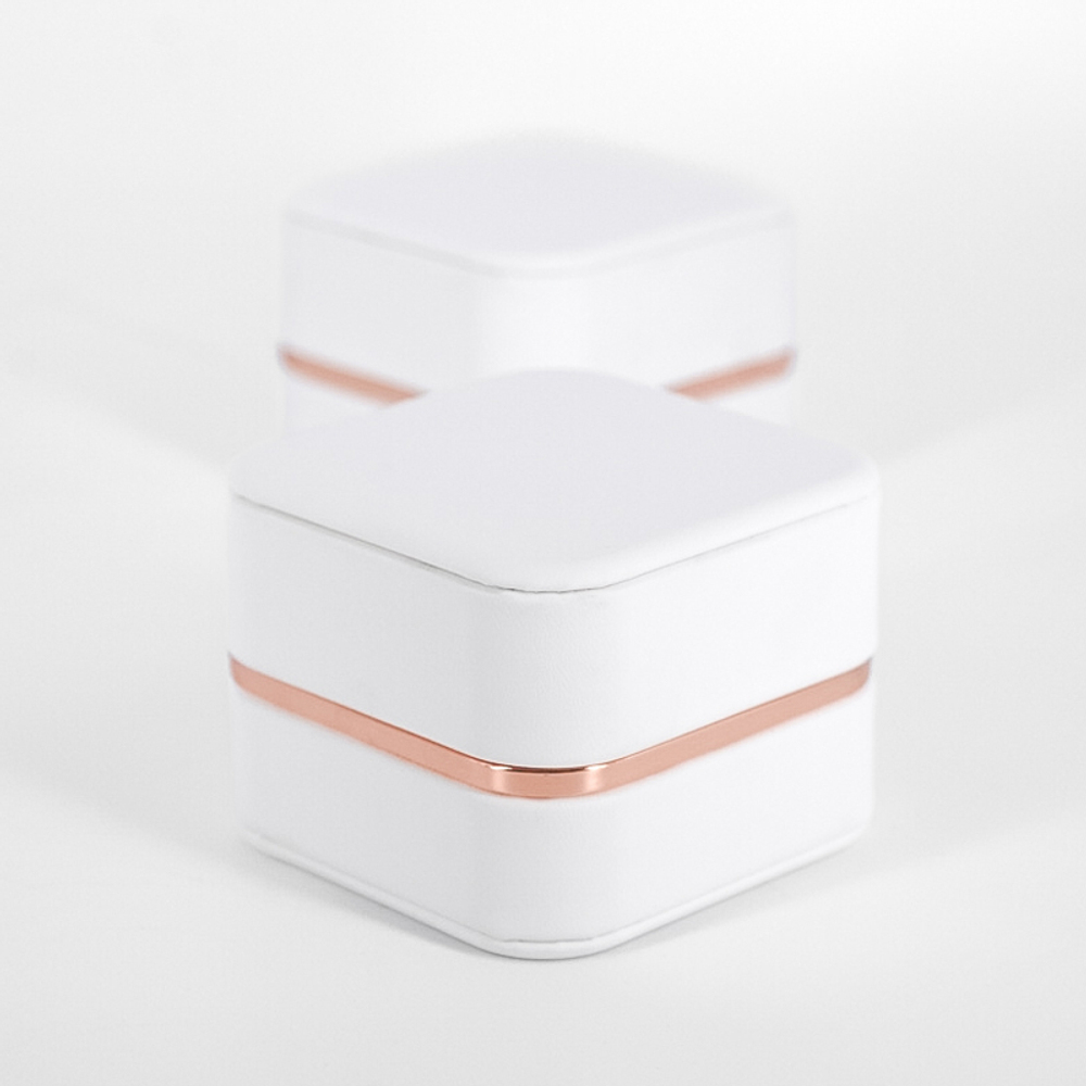 Ювелирный футляр «Северное сияние. Влечение» для обручальных колец