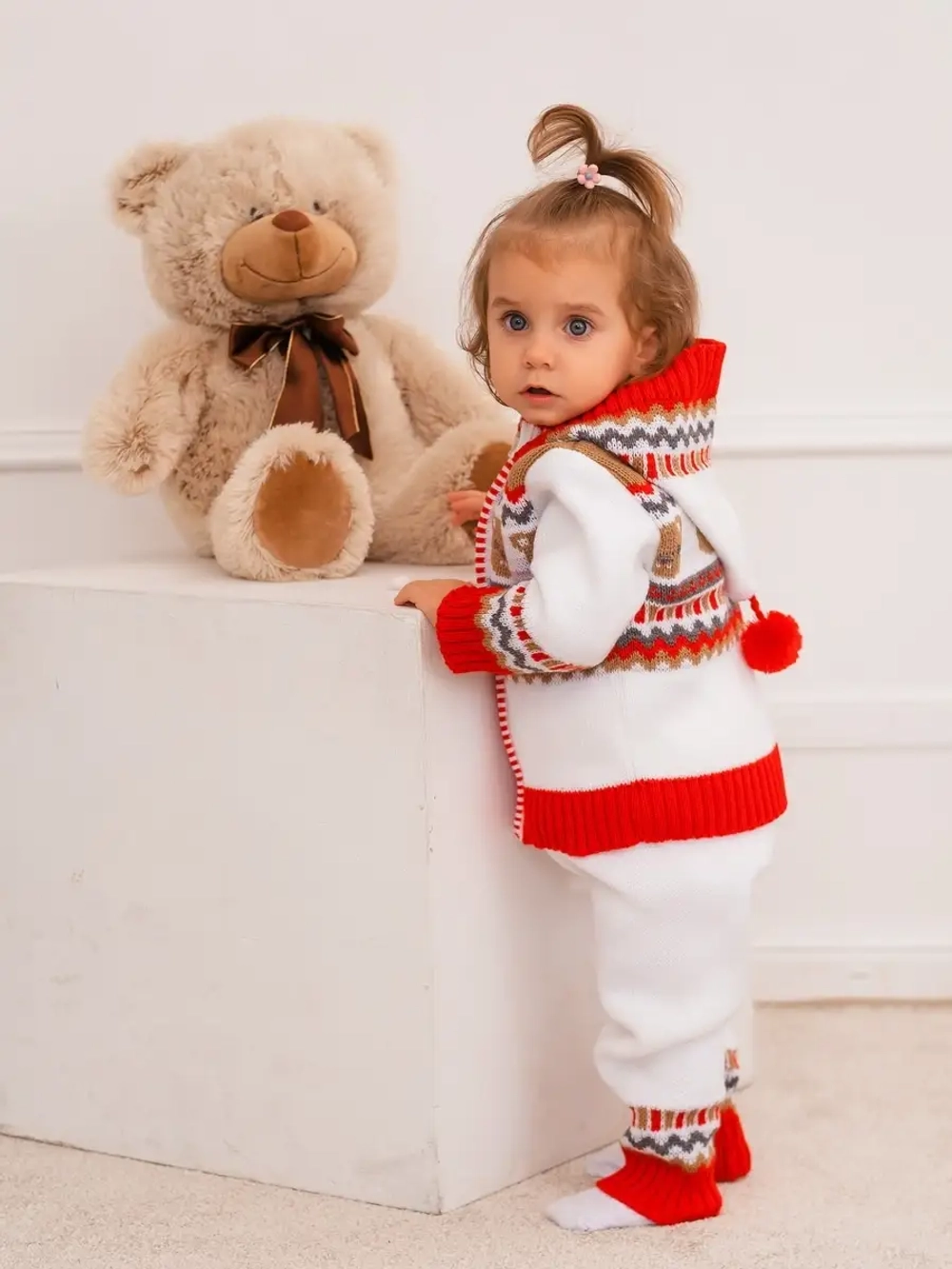 Костюм вязаный для малышей для новорожденных "Мишки"