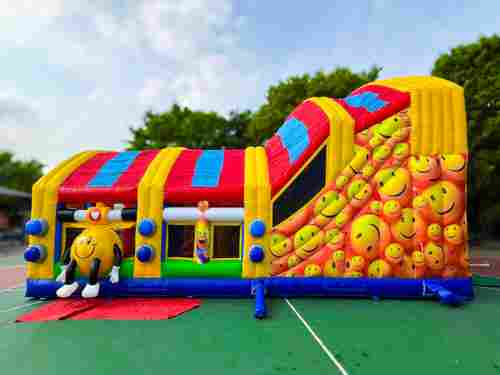 Коммерческий надувной батут «Смайлики» с крышей, размер 12*7,5*7 м