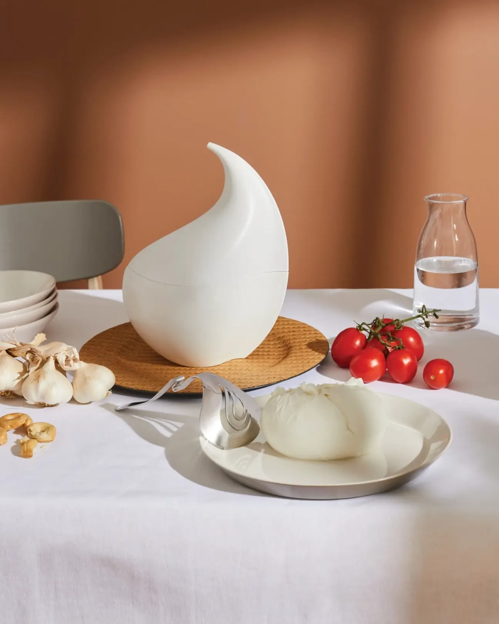 Alessi Набор для хранения и сервировки моцареллы Nunziatella