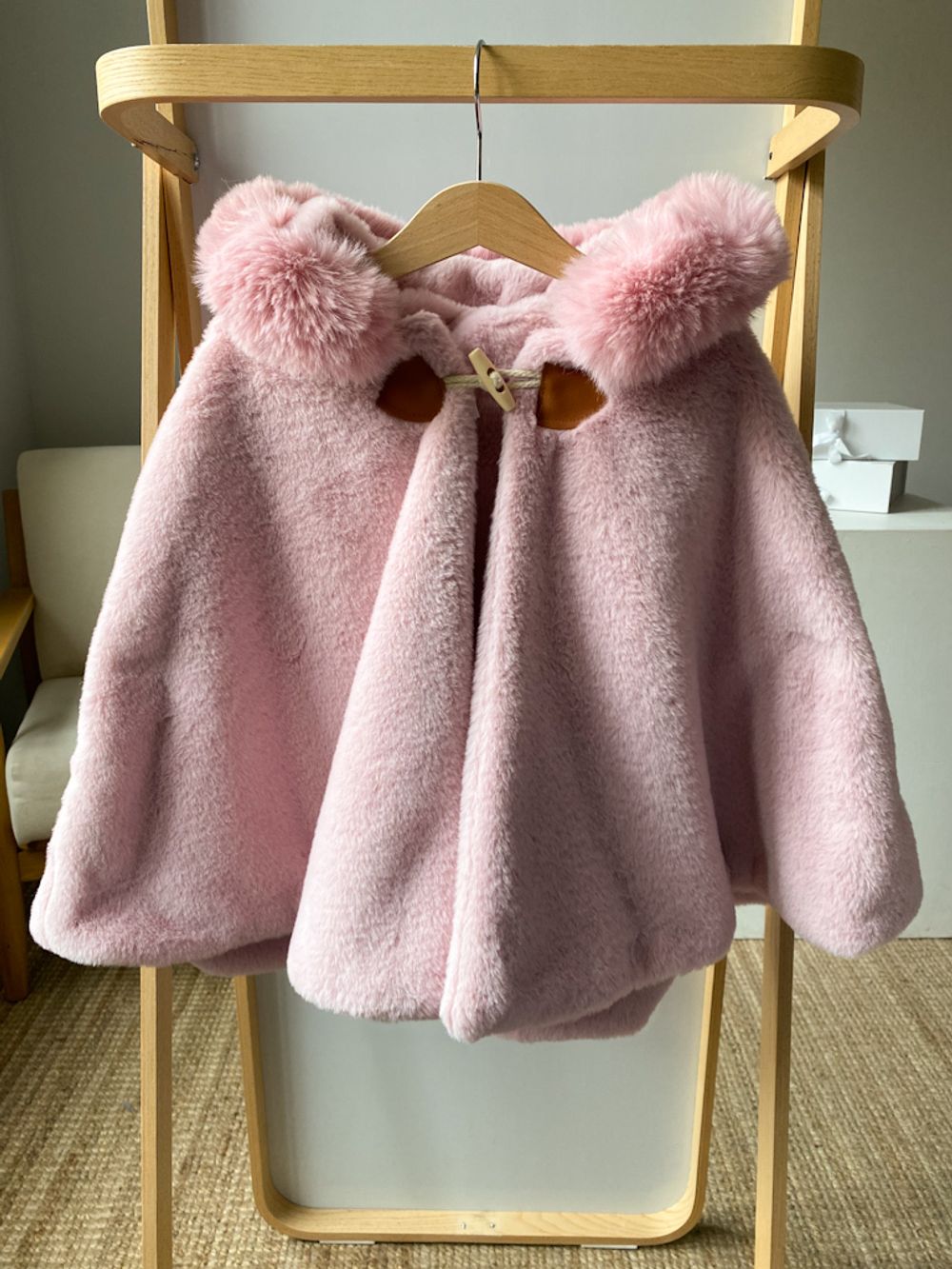 Меховой кейп, 116