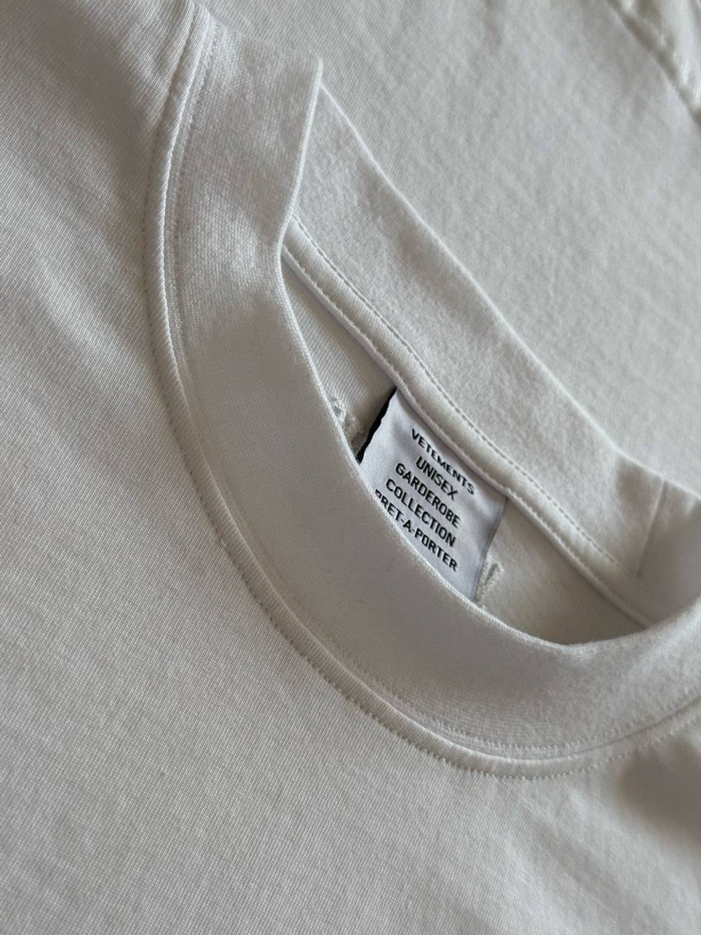 Футболка Vetements