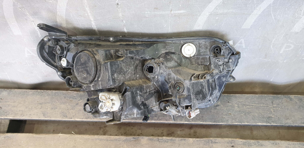 Фара левая LED Toyota RAV4 IV (XA40) 15-19 Б/У Оригинал 8118542680