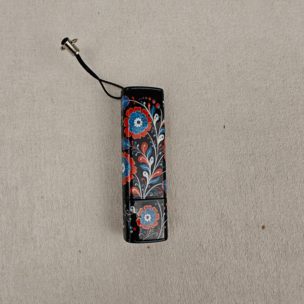 Флешка USB в футляре с ручной росписью "Цветы России"