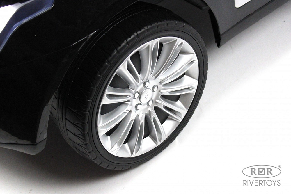 Детский электромобиль RiverToys Range Rover HSE 4WD Y222YY черный глянец