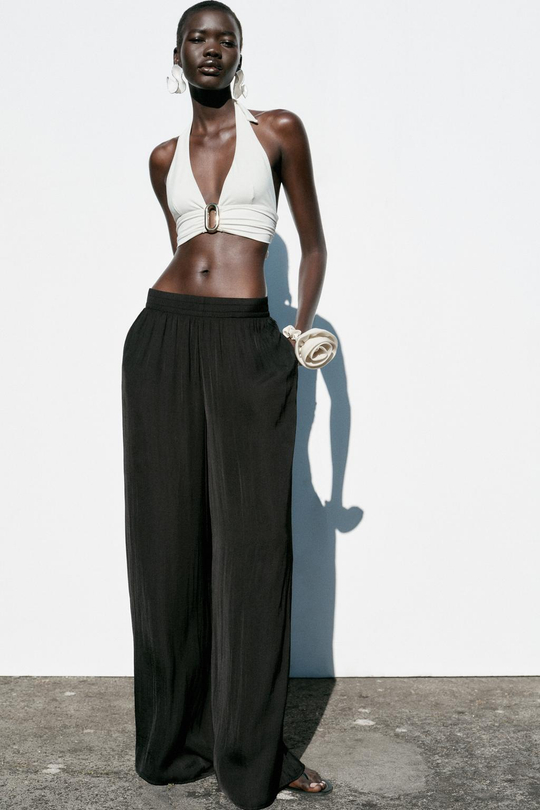 ZARA ШИРОКИЕ БРЮКИ ИЗ СТРУЯЩЕЙСЯ ТКАНИ, ЧЕРНЫЙ