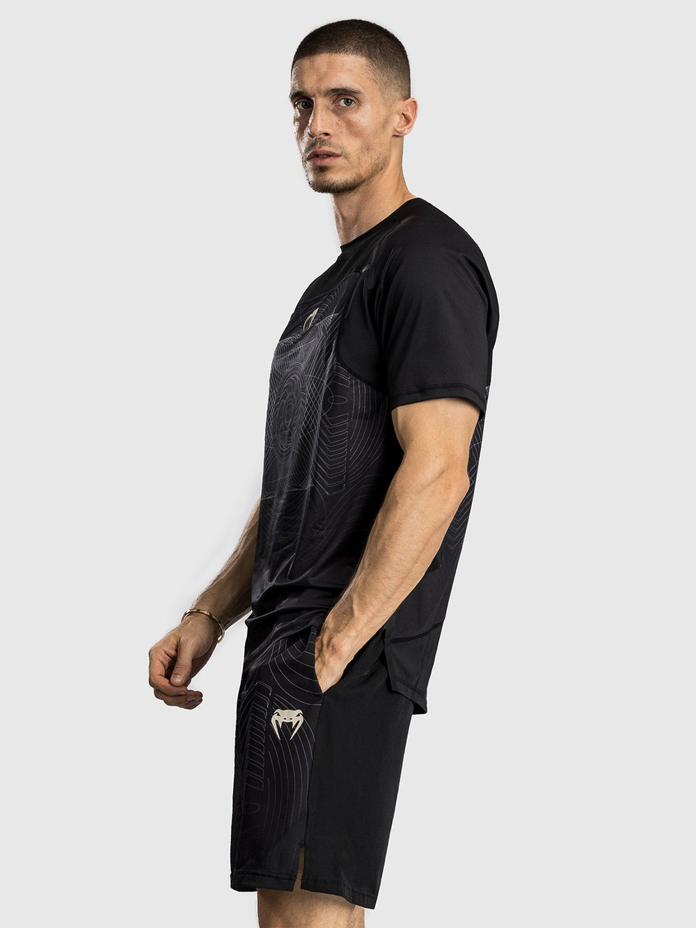 Футболка спортивная Venum G-Fit Air Deep Black/Desert Sand