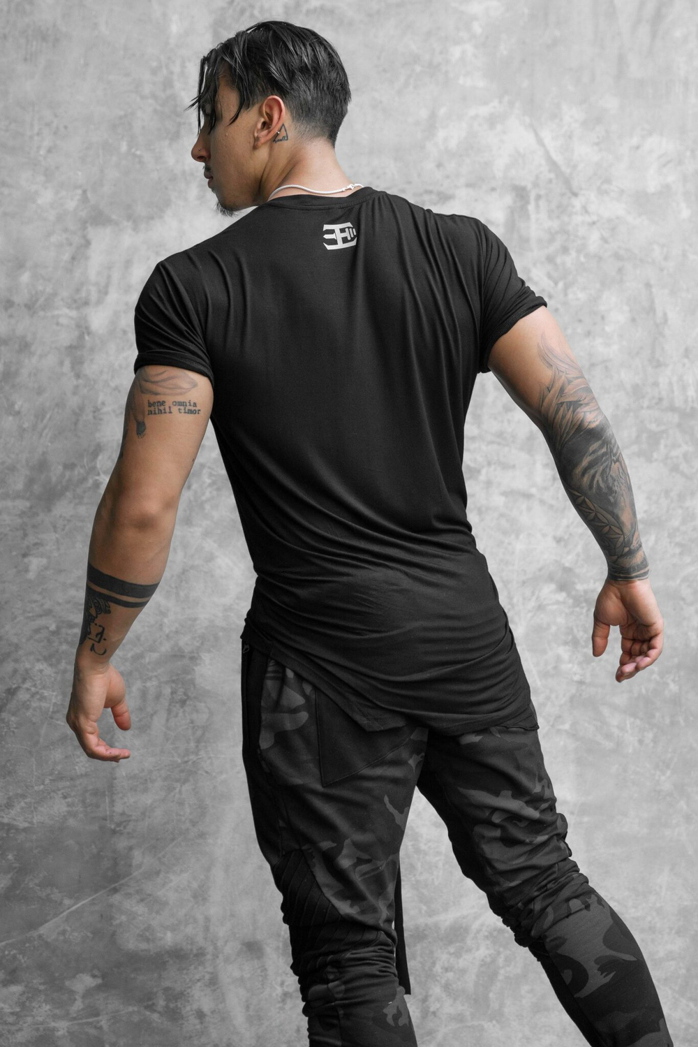 Футболка BODY ENGINEERS Atlantis Asymmetric Shirt Black