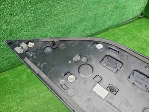 Накладка капота левая LR Defender 2 L663 (19-нв)