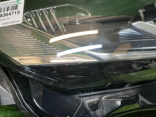 Фара правая VW Touareg 3 (2018-2023) LED