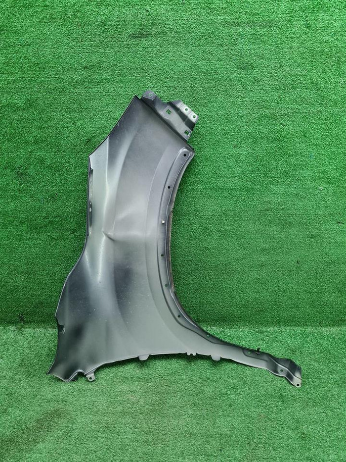 Крыло переднее левое Subaru Forester 5 SK (18-нв)