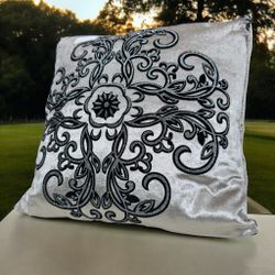 Декор подушка ВОСТОК 55/55