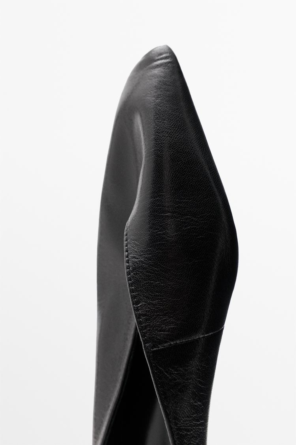 Massimo Dutti Мюли из мягкой кожи, черный