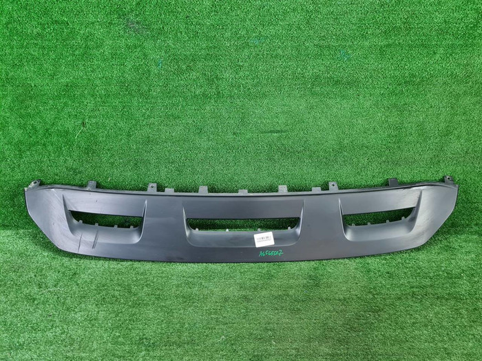 Накладка переднего бампера Audi Q8 (18-23) S-line