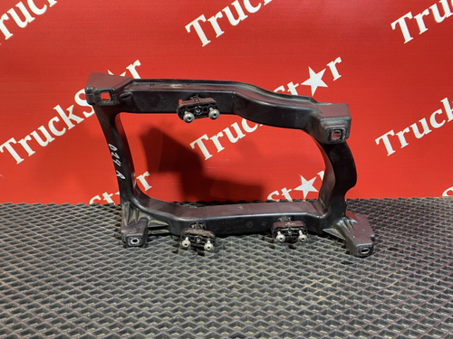 Кронштейн ПТФ правой 2018г