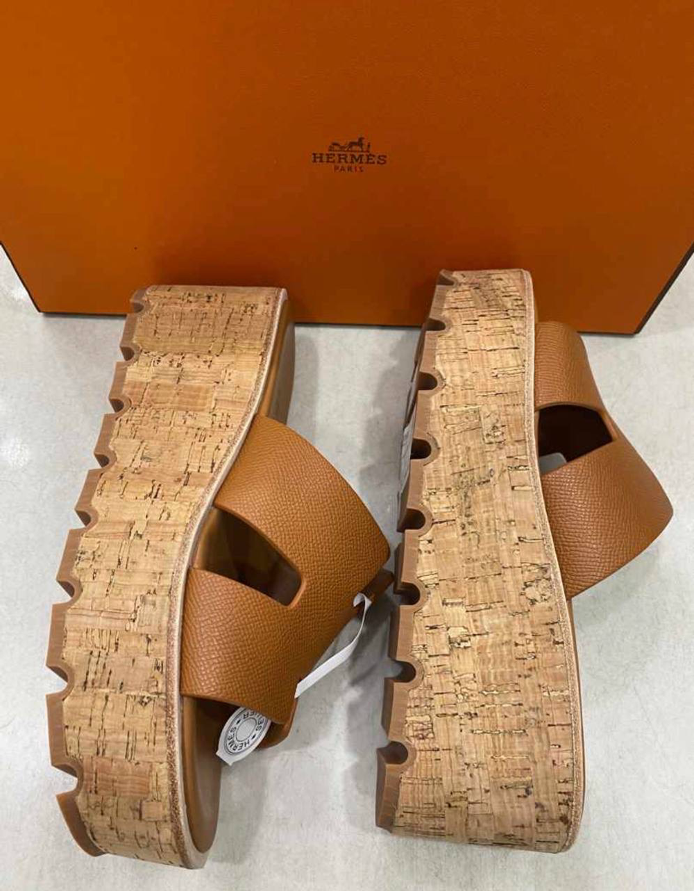 Шлепанцы Hermes