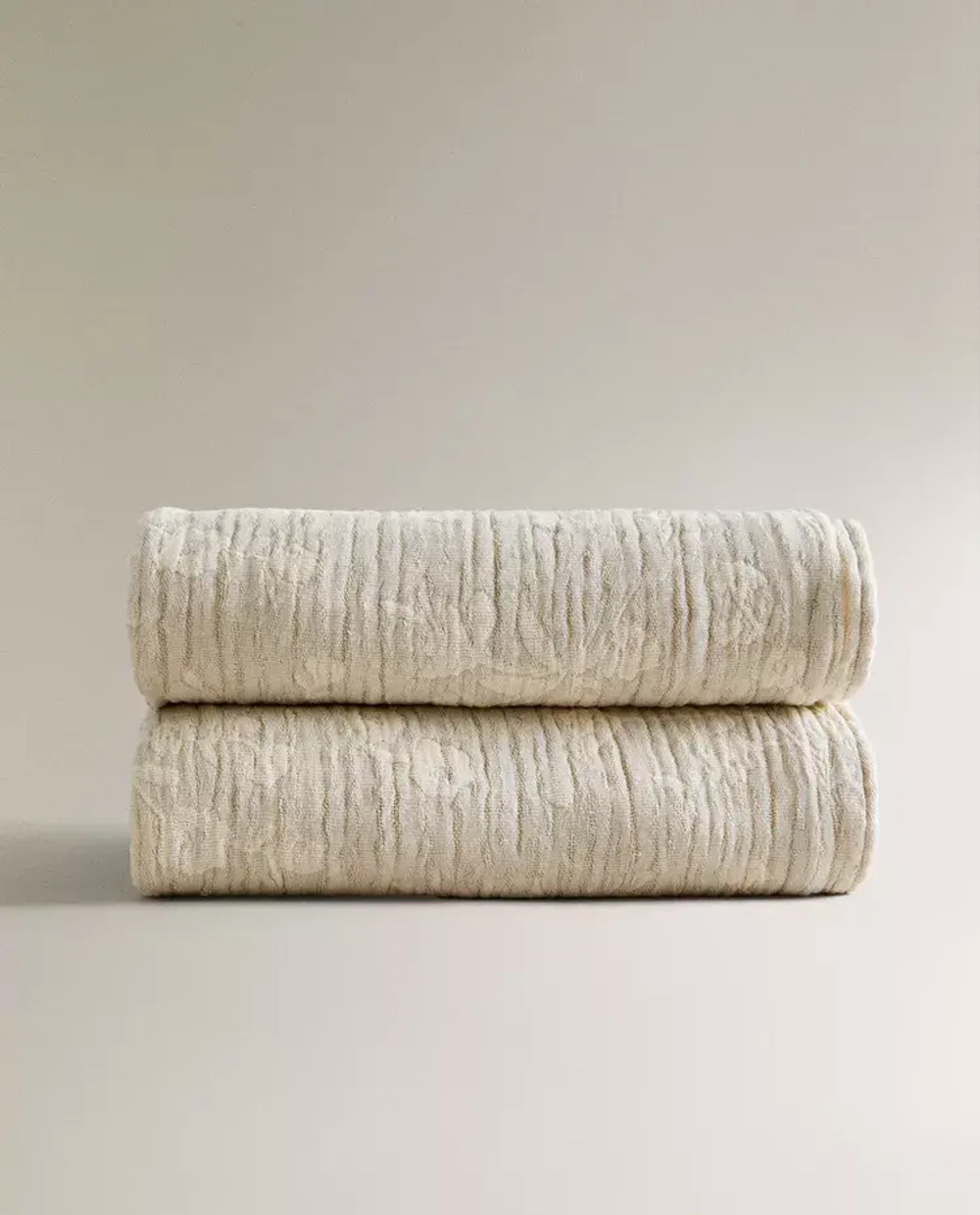 ZARA HOME ЖАККАРДОВЫЙ ПЛЕД С ЦВЕТОЧНЫМ УЗОРОМ, ЭКРЮ