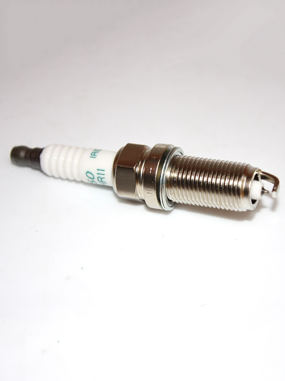 Свеча зажигания 9091901233 Toyota Camry, Yaris, RAV4 (1шт.)