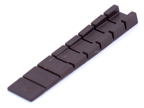 Клин мебельный BN2 коричневый