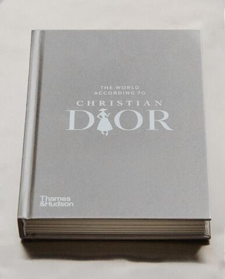 The World According to Christian Dior. Книга цитат (на английском языке)