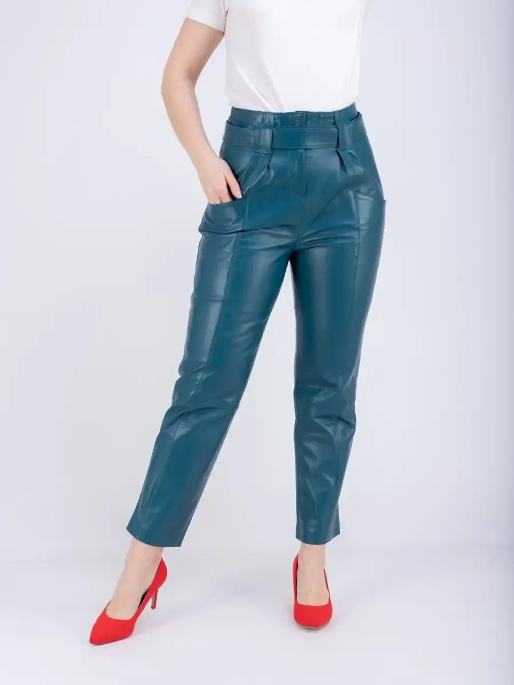Брюки кожаные женские натуральные