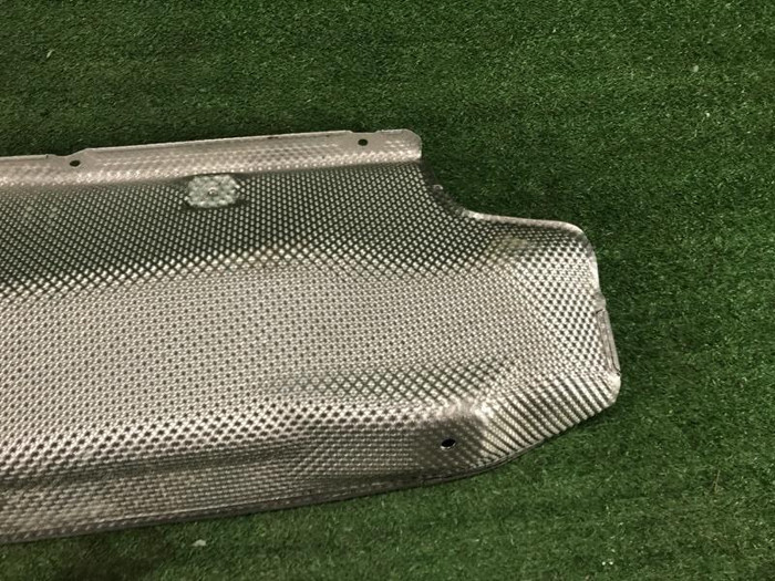 Защита глушителя BMW 7er G11 G12 (2015-2022)