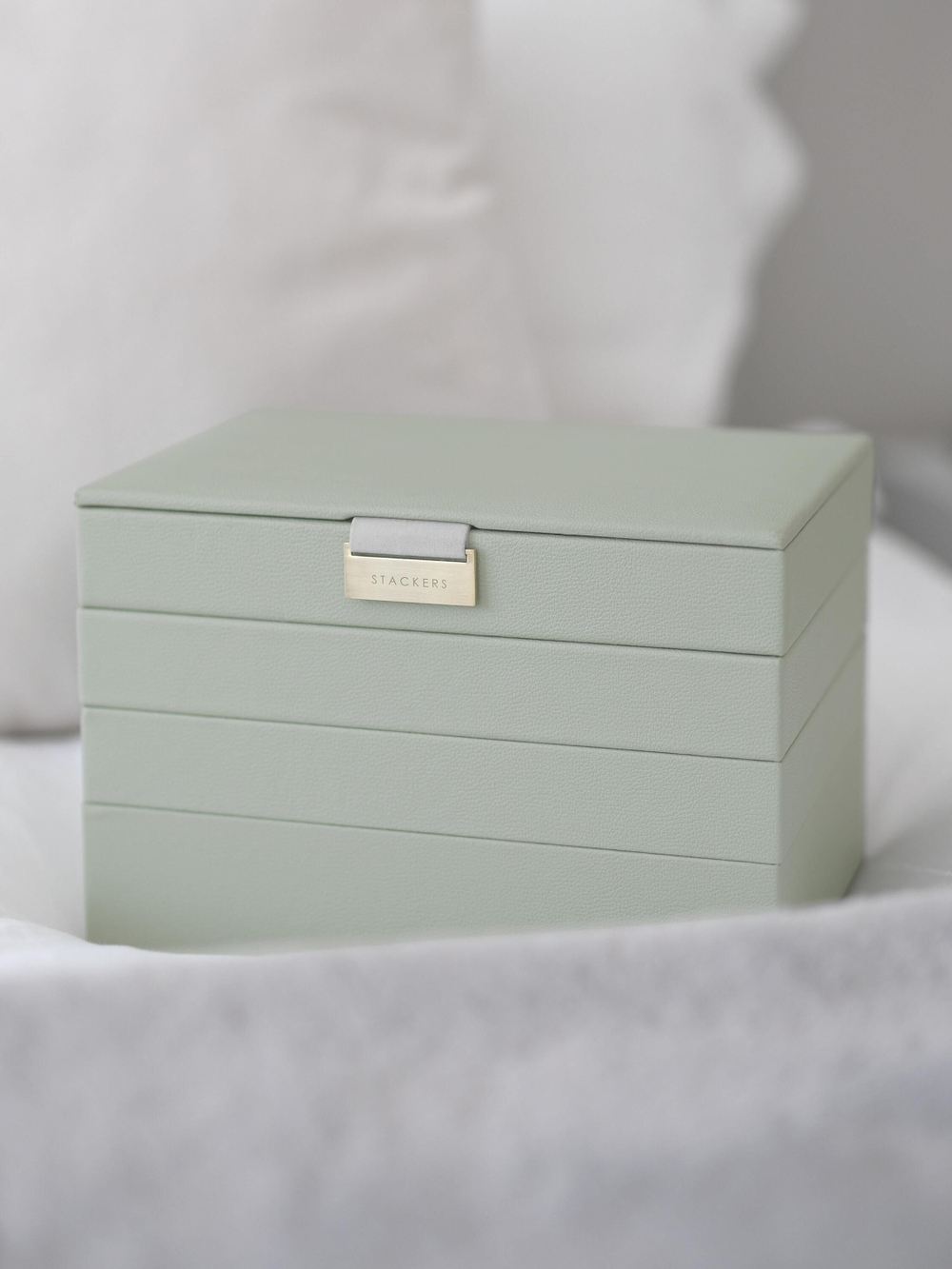 Органайзер для украшений и часов Stackers Classic Jewellery Box, 4 секции - Burgundy (Burgundy / бордовый / Burgundy / 600 / 700 / Органайзер-косметичка с крышкой)