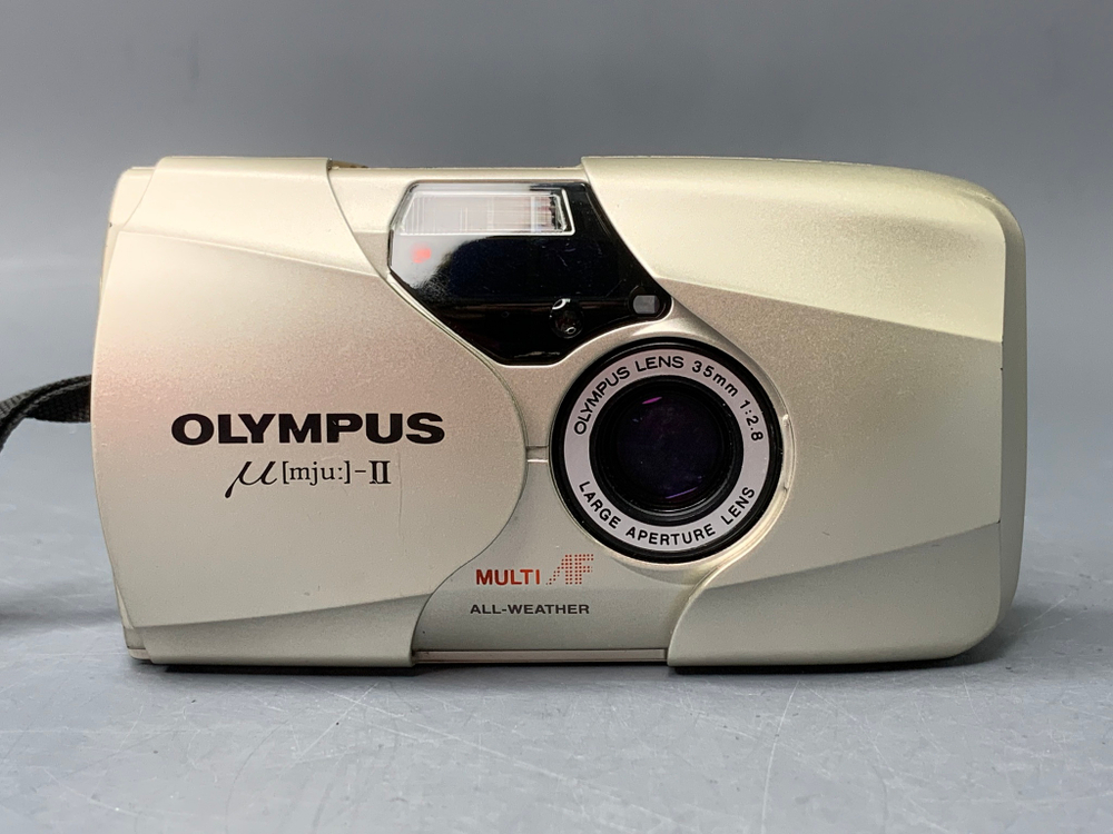 Olympus MJU II 35mm